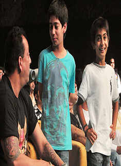 Celebs @ Super Fight League