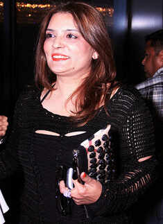 Bash @ Visionnaire Cafe