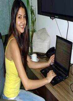 Happy B'day Anushka Sharma