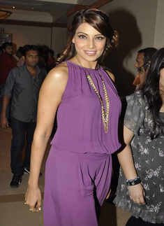 I get applications from men daily: Bips