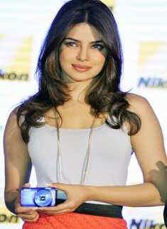 Priyanka Chopra to record with Katy Perry