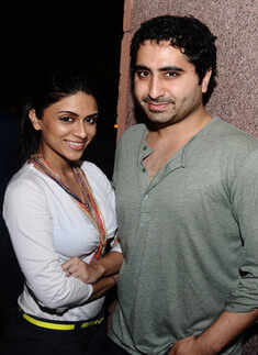 SFL after party @ Shroom