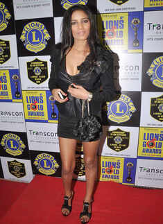 Awards & Performances