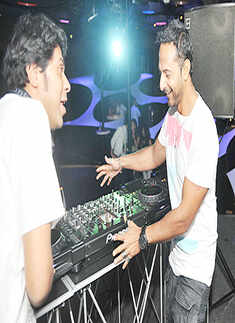 Farhan walks the ramp for Blackberrys