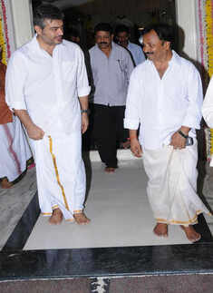 Ajith attends Kumababhishekam of Baba Temple