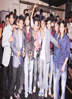 YCCE's farewell bash @ Caramel Lounge