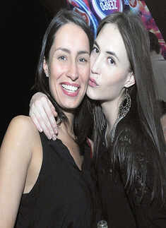 It's party time @ Urban Pind