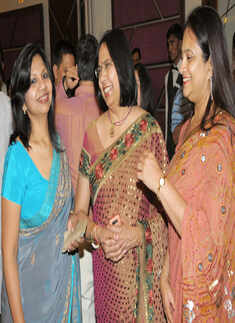 Anil, Sudha's 25th marriage anniversary