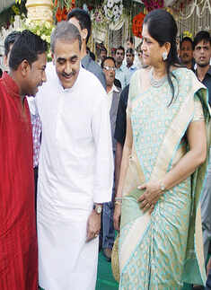 Nitin Gadkari's son's wedding
