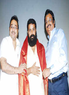 Ameer launches 3D Theatre