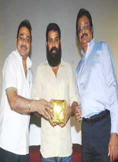 Ameer launches 3D Theatre