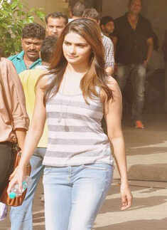 Prachi spotted at Mehboob Studio