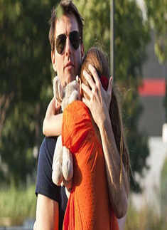 Tom Cruise reunites with daughter Suri