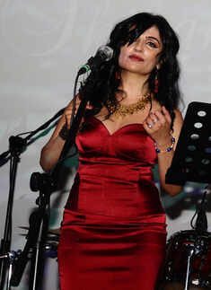 Shibani Kashyap Live @ Blue Frog