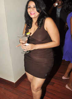 Salsa Night @ Smoke House Grill