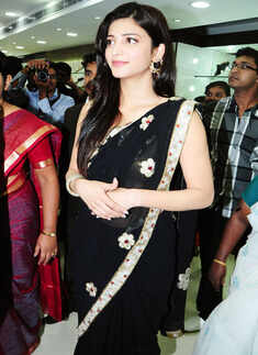Shruti Haasan @ Store launch
