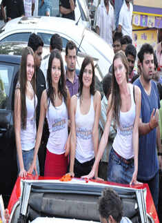 Hotties wash cars to promote 'Kyaa Super Kool...'