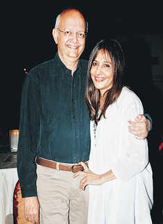 Art show @ Leela Palace