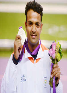 Shooting: Vijay Kumar wins silver in 25m Rapid Fire Pistol