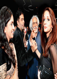 Celebs @ Manish Malhotra's fashion show