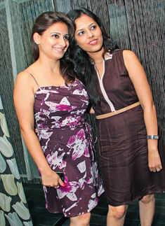 Party @ Visionnaire Cafe