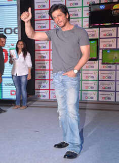 SRK @ DDB Videocon press meet