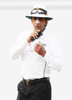 Asad Rauf denies affair with Indian model
