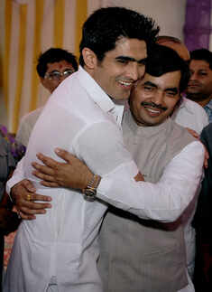 Shahnawaz Hussain's Eid party