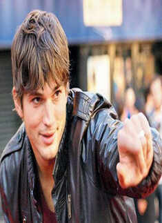 Ashton Kutcher to visit Agra