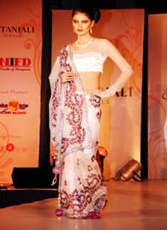 Gitanjali Jewels's fashion show