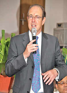 From London to Lucknow