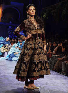 IBFW 2012: Grand Finale: JJ Valaya