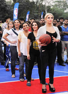 Horry, dunking & dancing