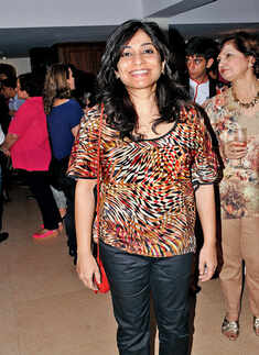 Foodies on a steak out!