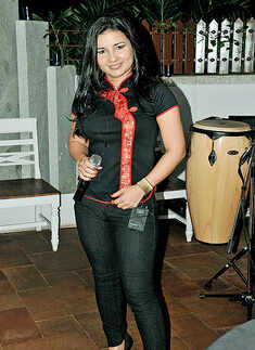 Foodies on a steak out!