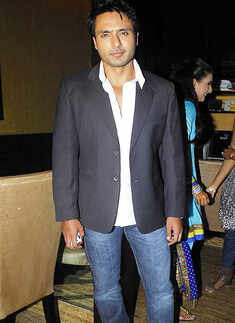 TV not the best place for romantic scenes: Iqbal Khan