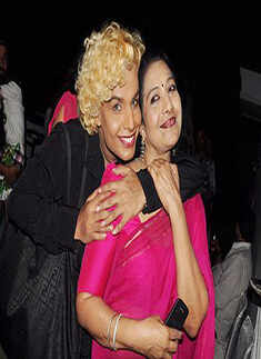 Sanjana Jon's b'day bash