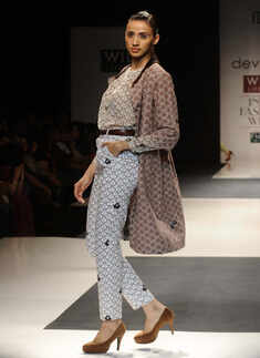 WIFW '12: Day 2: Dev r Nil