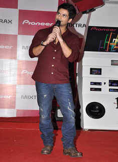 Shahid endorses 'Pioneer'