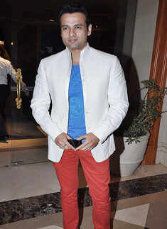 Sunny, Sush @ fashion event