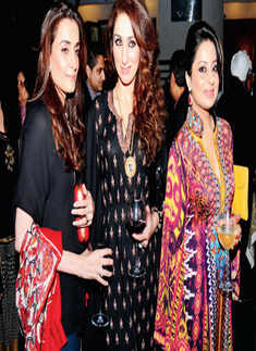 OMG!Oh My God: Success party