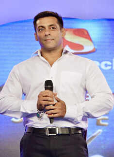 Celebs @ award ceremony