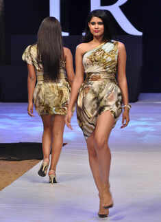 IRFW: Day 3: Arjun & Anjalee Kapoor