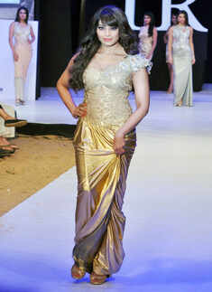IRFW: Day 3: Arjun & Anjalee Kapoor