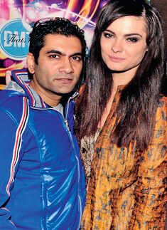 Divas on a night out