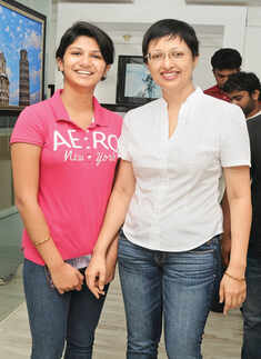 Unusual date with the arts