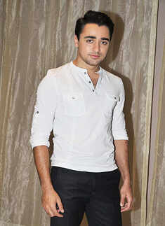 Imran, Anushka @ an event