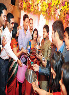 Kshitee and Hemant wedding reception