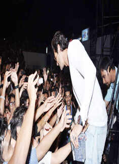 Arjun, Chitrangada @ college fest