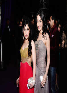 Khushali Kumar's 30th birthday party